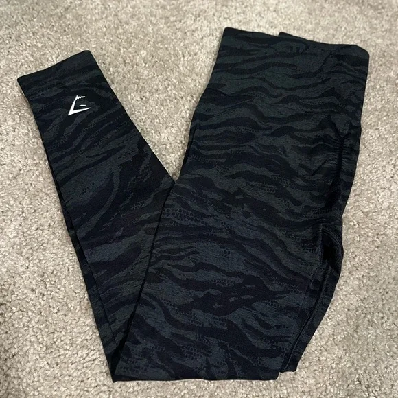 Gymshark Adapt Animal Leggings Small S Black Gray Women's NWOT Lift - Picture 6 of 6